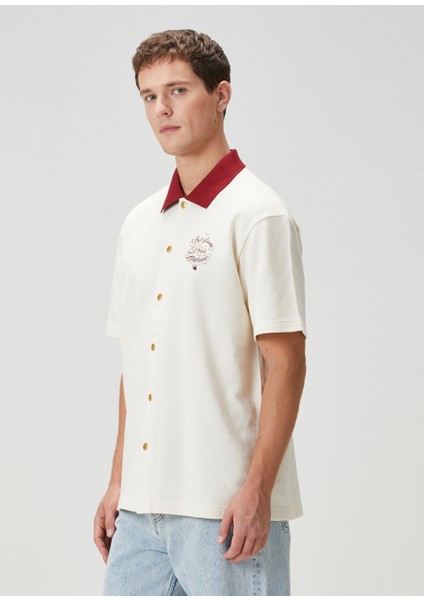 Relaxed Fit Slogan Vignes Krem Kısa Kollu Gömlek