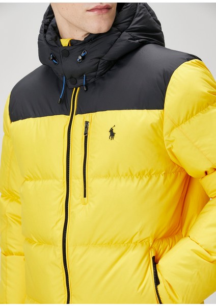 Sarı Siyah Kapüşonlu Puff Mont