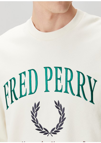 Beyaz Logo Nakışlı Sweatshirt indirimleri