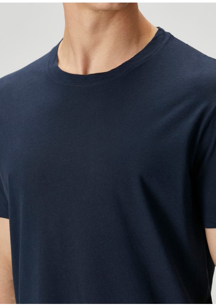 Lacivert Basic T-Shirt indirimleri