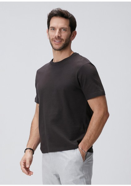 Kahverengi T-Shirt fırsatları