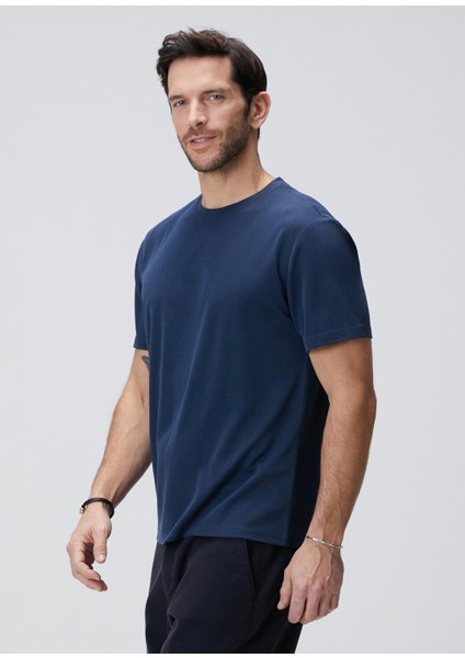 Lacivert Basic T-Shirt fırsatları