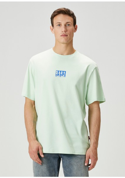 Açık Yeşil Figür Baskılı Oversized T-Shirt