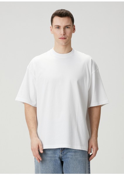 Beyaz Basic T-Shirt