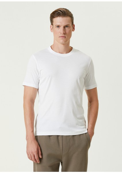 Beyaz Basic T-Shirt