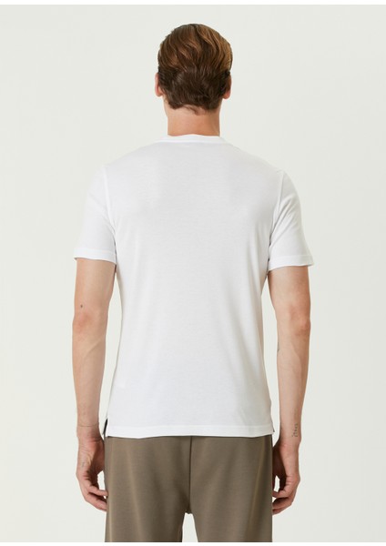 Beyaz Basic T-Shirt indirimleri