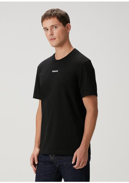 Siyah Logo Detaylı T-Shirt modelleri