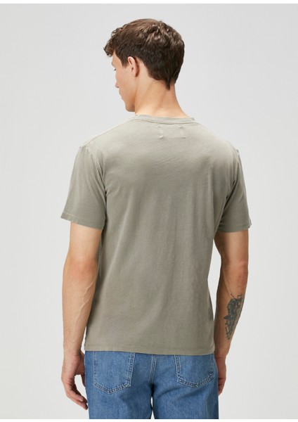 Haki Logo Nakışlı Basic T-Shirt fırsatları