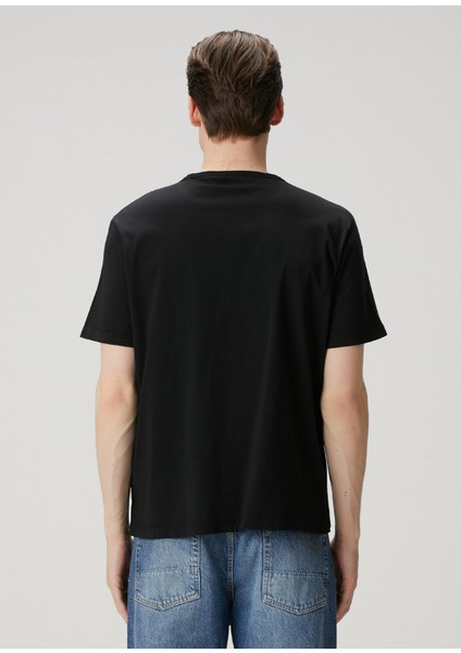 New Box Siyah T-Shirt fırsatları