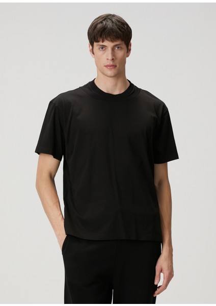 Siyah Logo Patchli T-Shirt