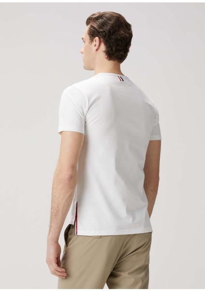 Beyaz T-Shirt fırsatları