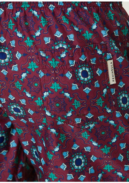 Bordo Beli Kordonlu Geometrik Desenli Şort