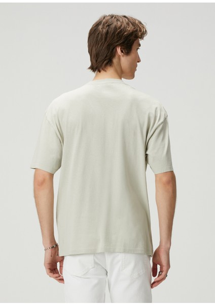 Açık Yeşil Palmiye Baskılı Logo Detaylı T-Shirt indirimleri