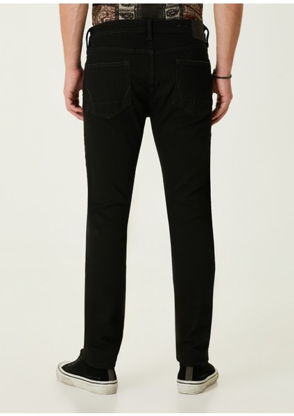 Skinny Fit Siyah Jean Pantolon modelleri