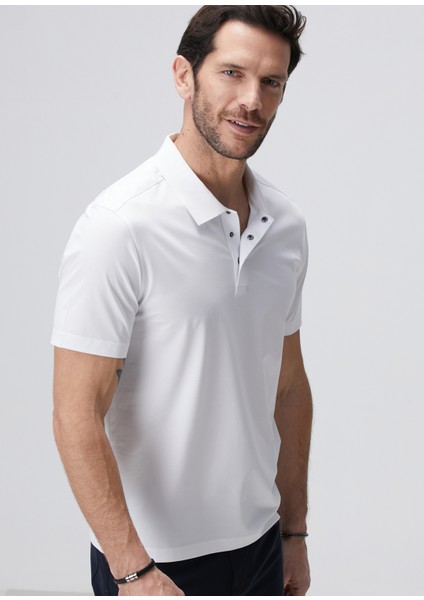 N-Tech Beyaz Polo Yaka T-Shirt fırsatları