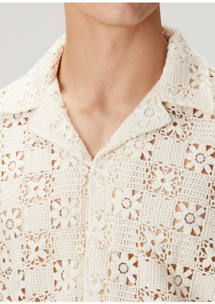 Eren Ekru Kısa Kollu Crochet Gömlek