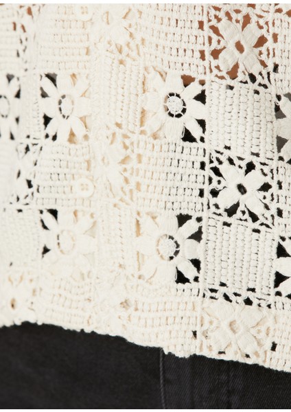 Eren Ekru Kısa Kollu Crochet Gömlek