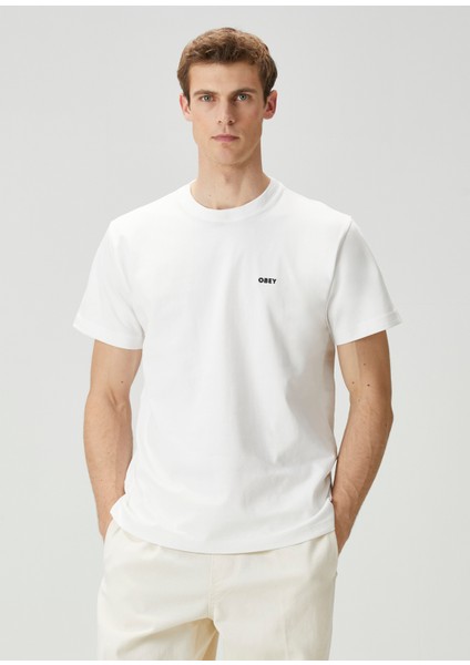 Beyaz Logo Nakışlı T-Shirt