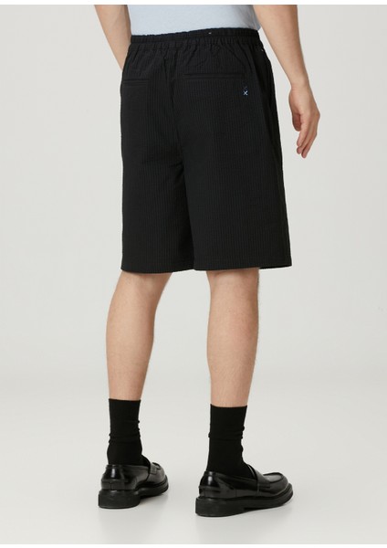 Loose Fit Siyah Beli Kordonlu Gofreli Bermuda