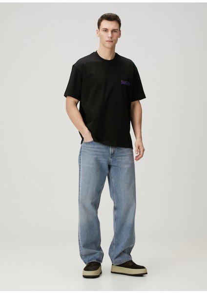 Siyah Figür Baskılı Logo Detaylı T-Shirt fiyatları