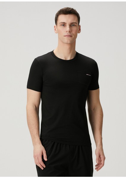 Siyah Logo Nakışlı T-Shirt
