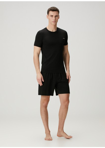 Siyah Logo Nakışlı T-Shirt fiyatları