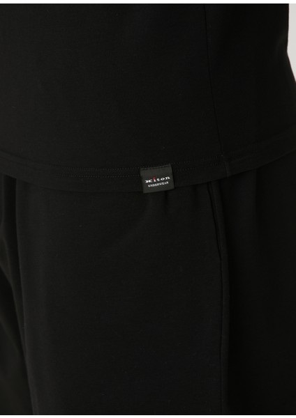 Siyah Logo Nakışlı T-Shirt