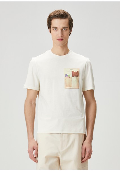 Kırık Beyaz T-Shirt