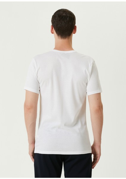 Beyaz V Yaka T-Shirt fırsatları
