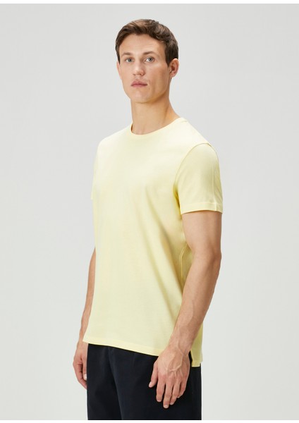Açık Sarı Basic T-Shirt
