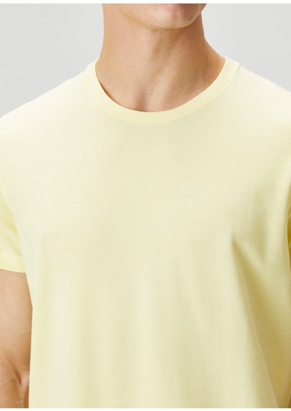 Açık Sarı Basic T-Shirt