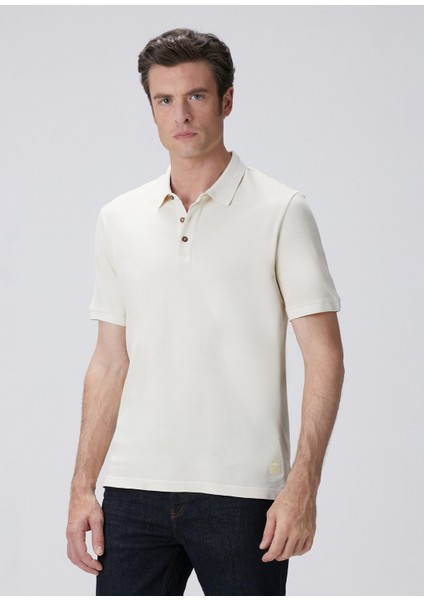 Kırık Beyaz T-Shirt