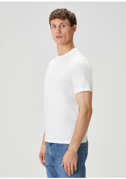 Beyaz Basic T-Shirt modelleri