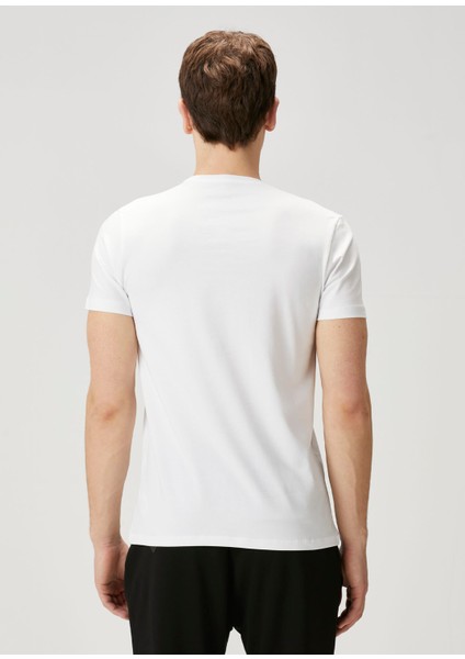 Beyaz Basic T-Shirt fırsatları