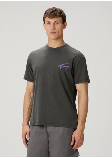 Relaxed Fit Siyah Logo Baskılı T-Shirt modelleri