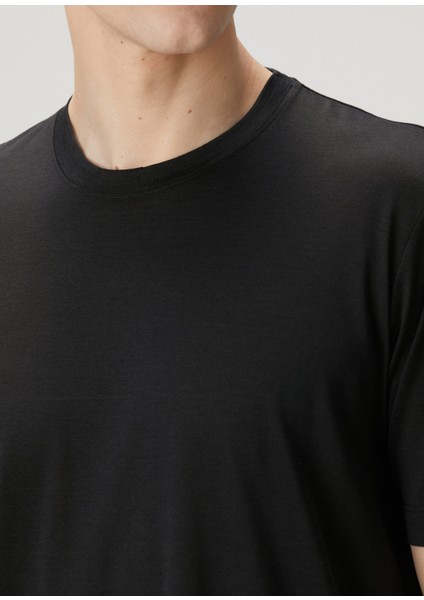 James Siyah Ipek T-Shirt