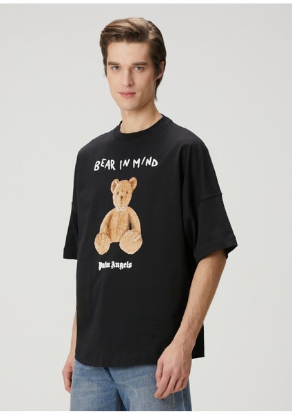 Siyah Figür Detaylı Slogan Baskılı T-Shirt modelleri