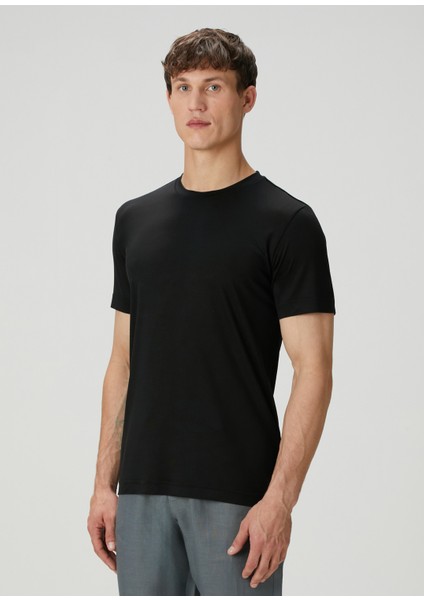 Siyah Basic T-Shirt
