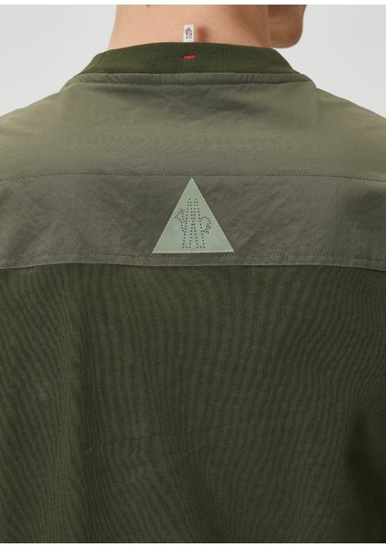 Haki Logo Detaylı T-Shirt
