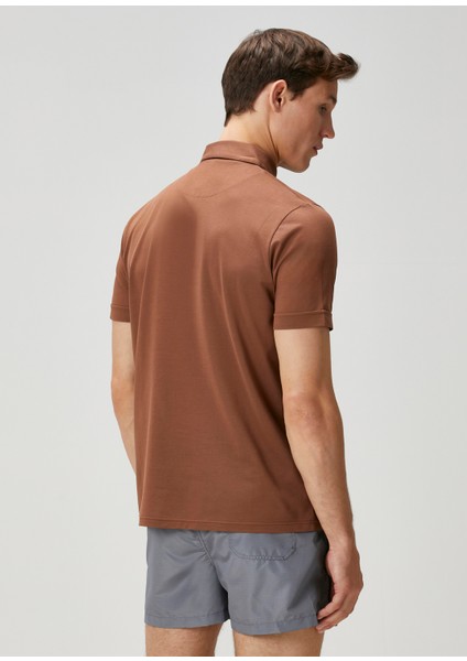 Kahverengi Polo Yaka T-Shirt fırsatları