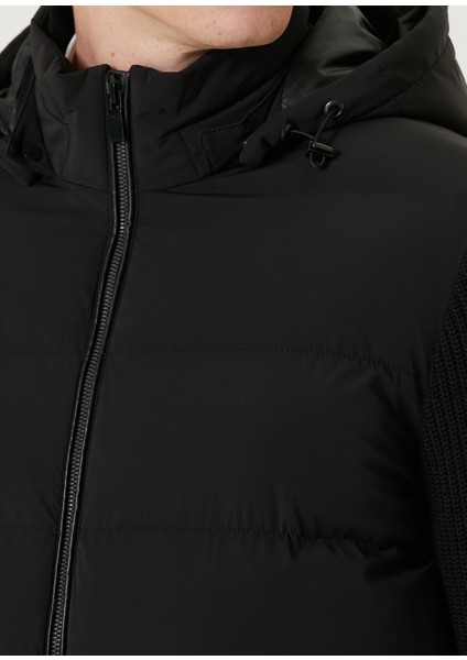 Siyah Kapüşonlu Hybrid Puffer Mont