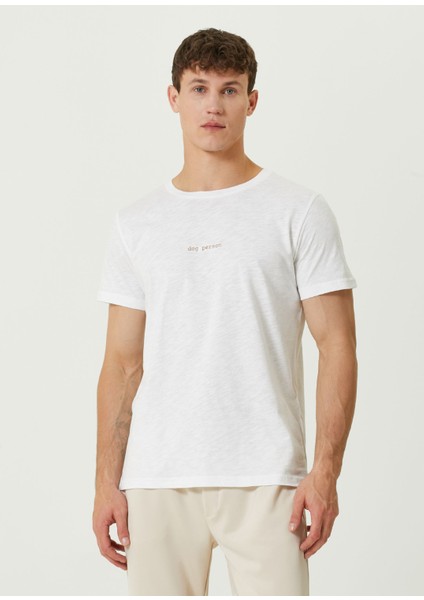 Dog Person Baskılı Beyaz Oversize Erkek T-Shirt fiyatları