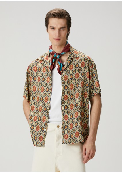 Relaxed Fit Etnik Desenli Kısa Kollu Gömlek