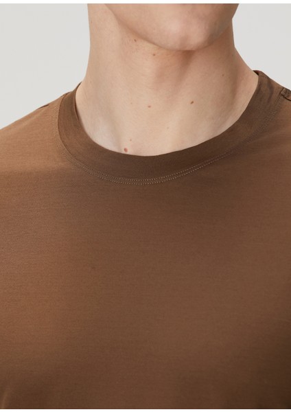Kahverengi Logo Nakışlı T-Shirt indirimleri