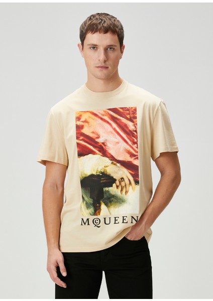 Bej Figür Baskılı T-Shirt