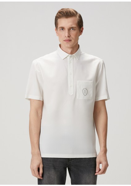 Beyaz Polo Yaka Yün T-Shirt