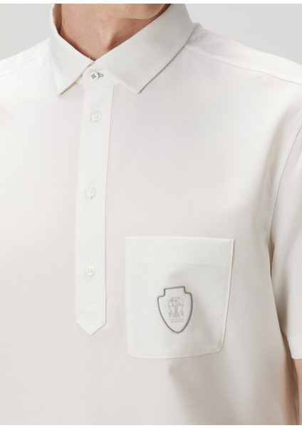 Beyaz Polo Yaka Yün T-Shirt indirimleri