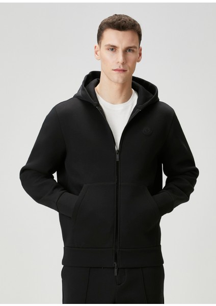 Siyah Kapüşonlu Sweatshirt