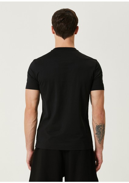 Siyah Logo Detaylı T-Shirt fırsatları