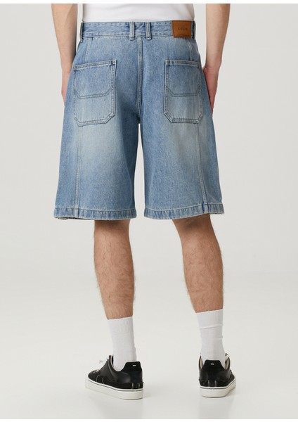 Mavi Fermuar Detaylı Denim Şort